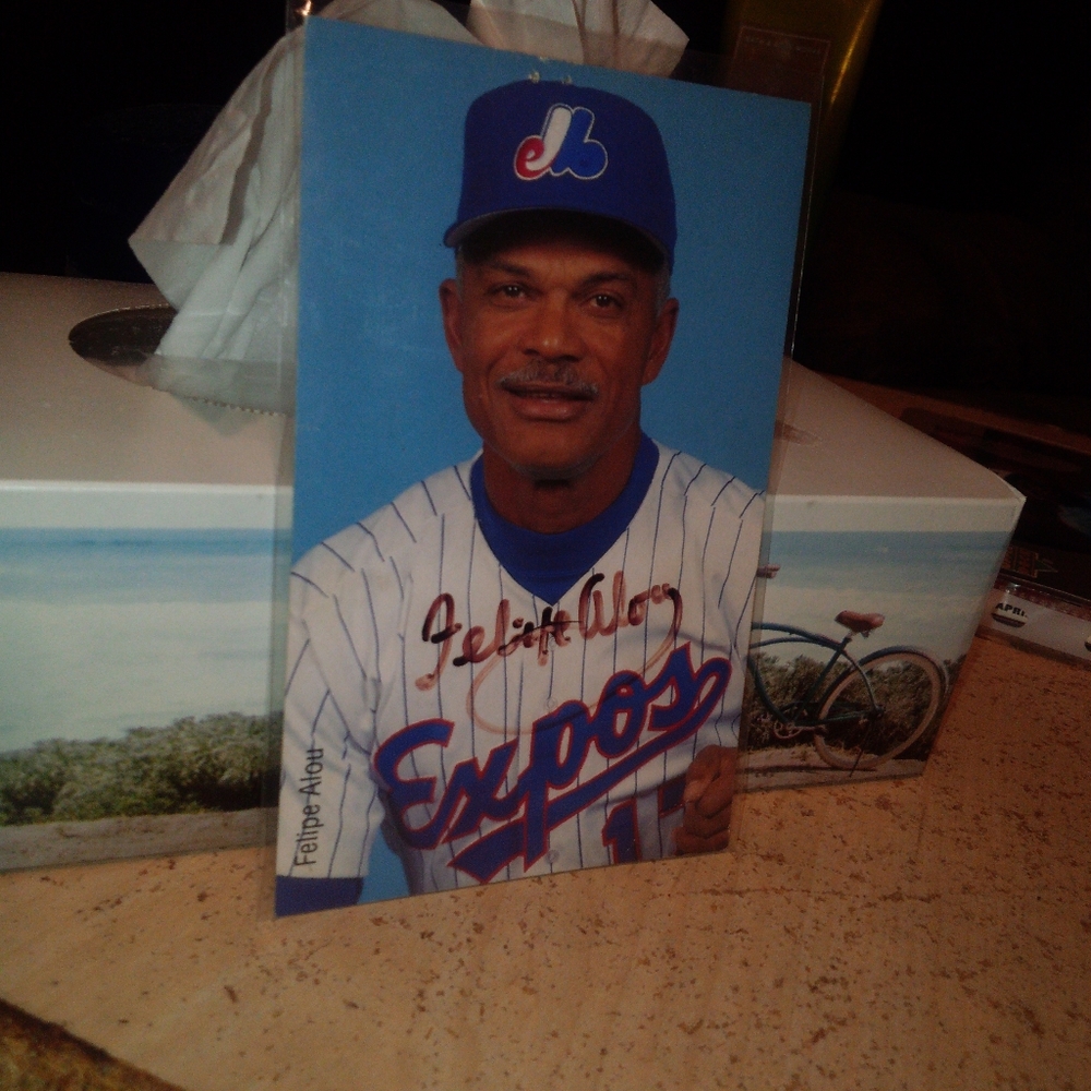 Expos Felipe Alou Post Card Signed  &  Felipe Alou Coin